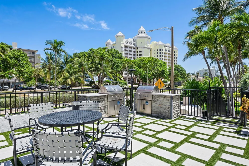 2029 OCEAN BOULEVARD #403 Fort Lauderdale, FL 33305