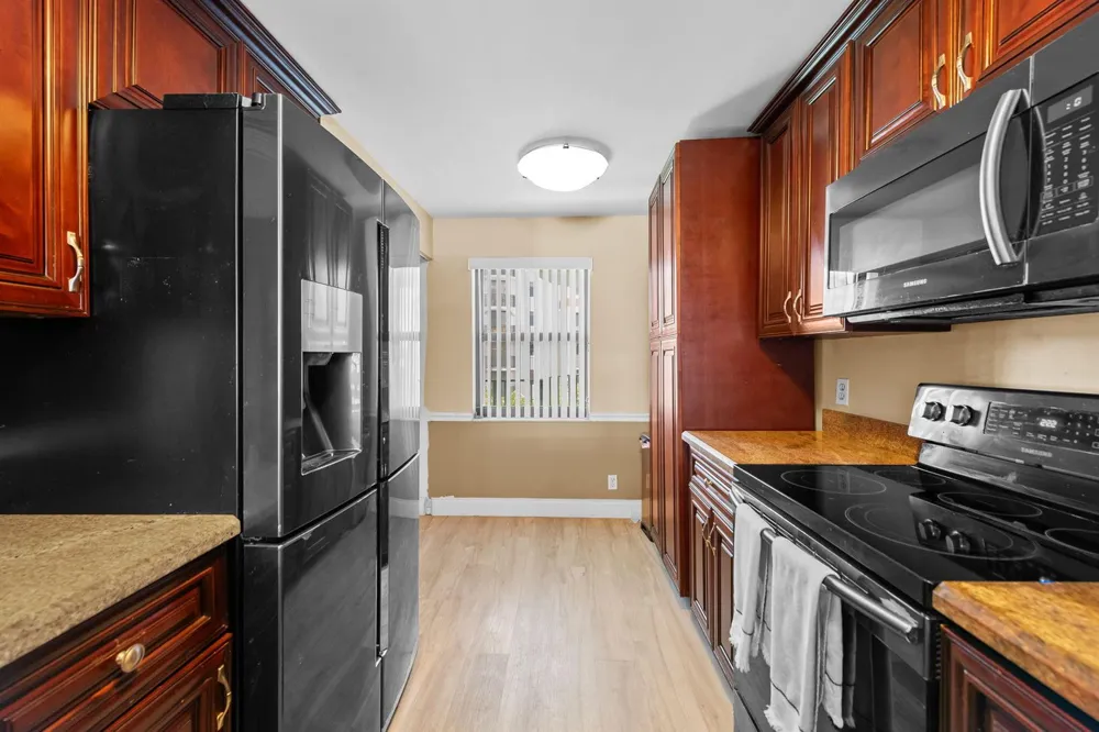 2029 OCEAN BOULEVARD #403 Fort Lauderdale, FL 33305