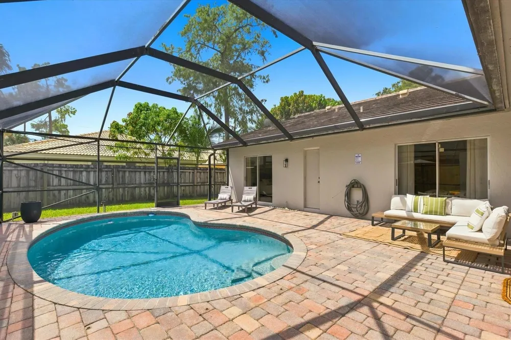 1343 Periwinkle Place Wellington, FL 33414