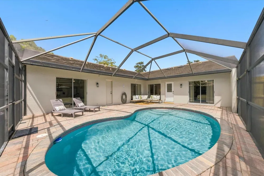 1343 Periwinkle Place Wellington, FL 33414