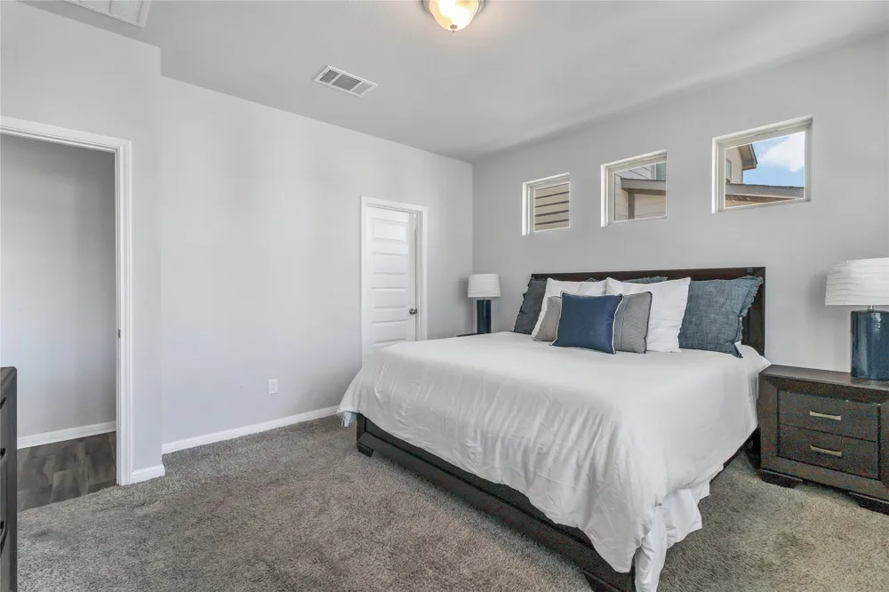 112 Old Stagecoach Road Jarrell, TX 76537