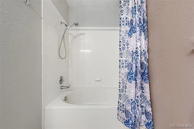 8520 S Holland Lane #204 Littleton, CO 80128