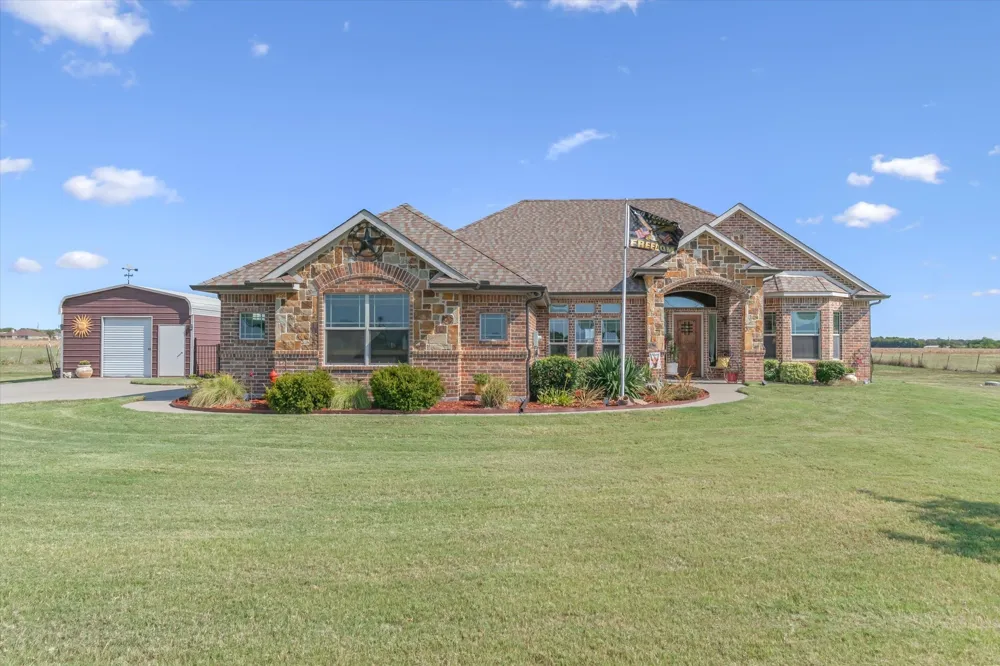 3740 County Road 2156 Caddo Mills, TX 75135