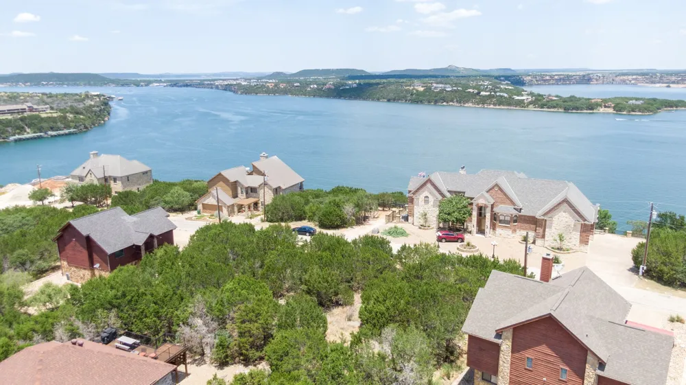 205 Oyster Graford, TX 76449