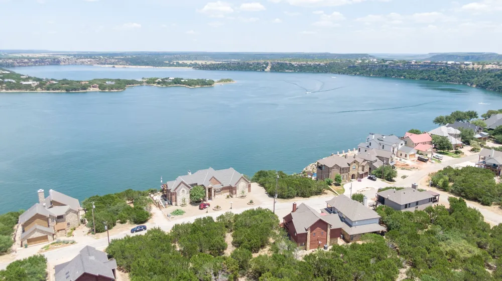 205 Oyster Graford, TX 76449