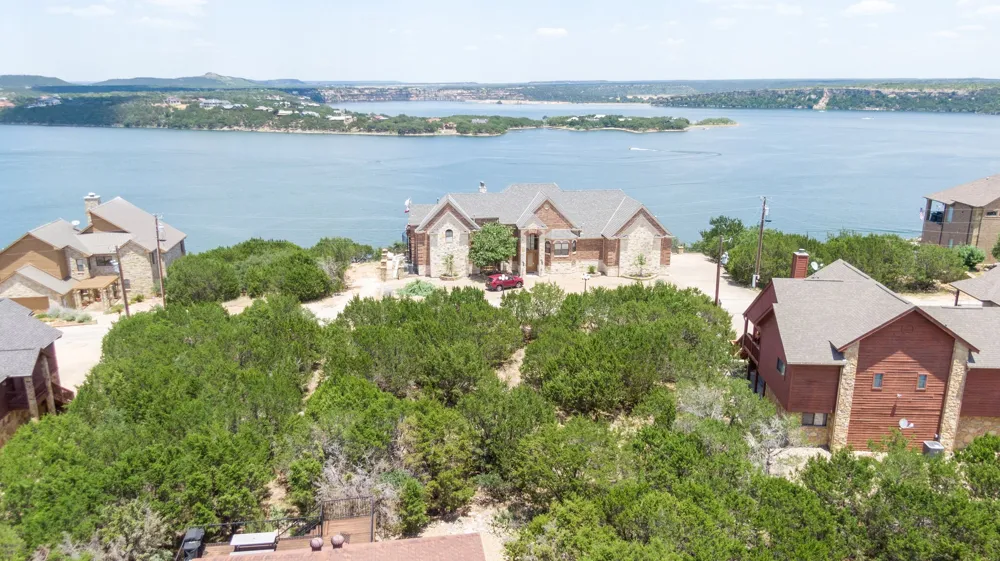 205 Oyster Graford, TX 76449