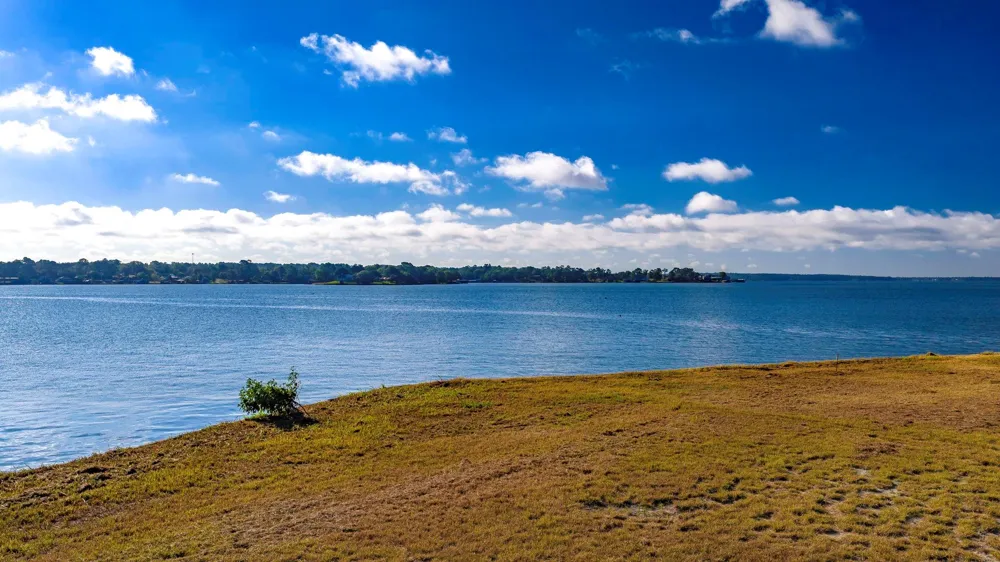 13107 Us Highway 190 W Onalaska, TX 77360