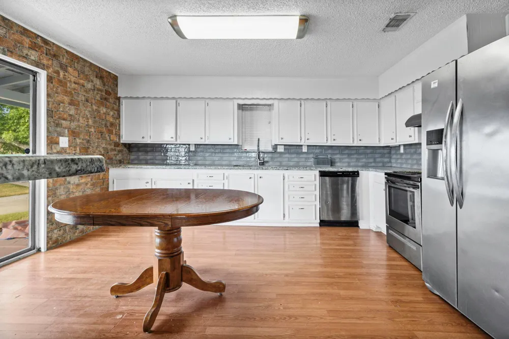 13107 Us Highway 190 W Onalaska, TX 77360