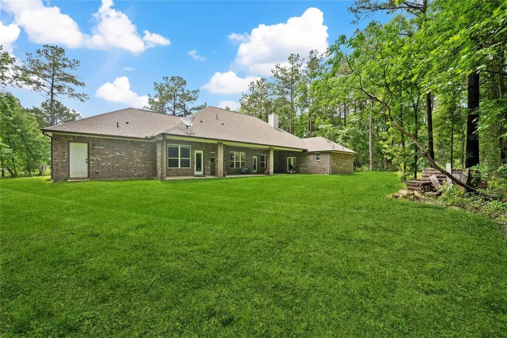 1574 Silver Creek Lane Montgomery, TX 77316