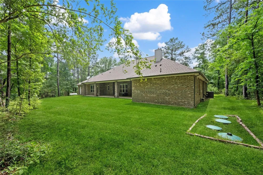 1574 Silver Creek Lane Montgomery, TX 77316