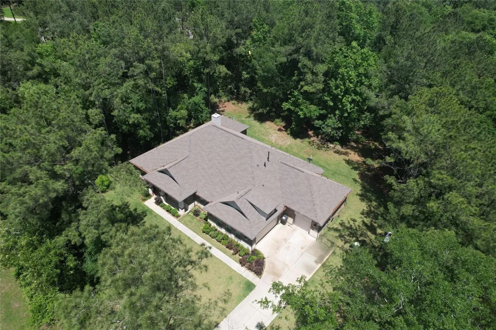 1574 Silver Creek Lane Montgomery, TX 77316