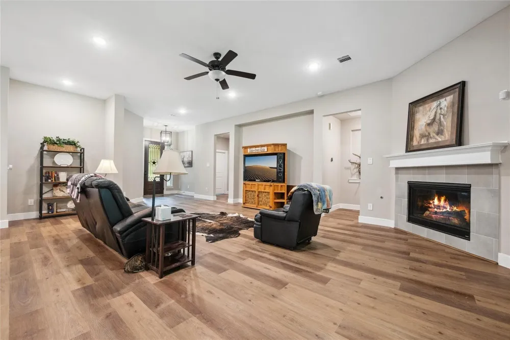 1574 Silver Creek Lane Montgomery, TX 77316