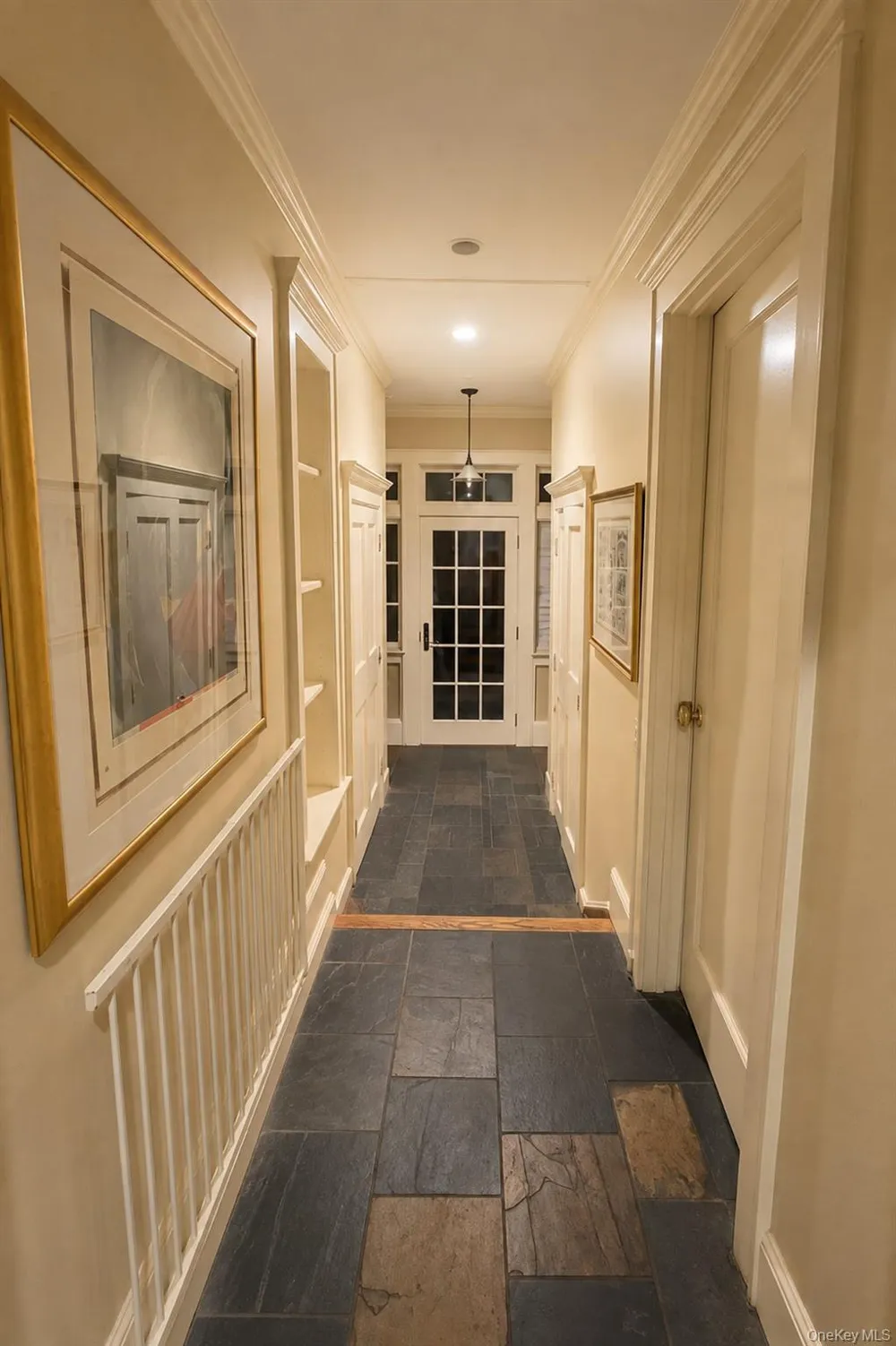 30 The Maples Roslyn Estates, NY 11576