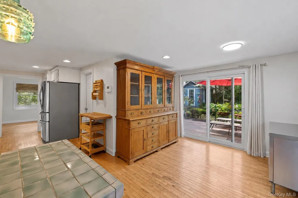 18 Walnut Avenue Setauket, NY 11733