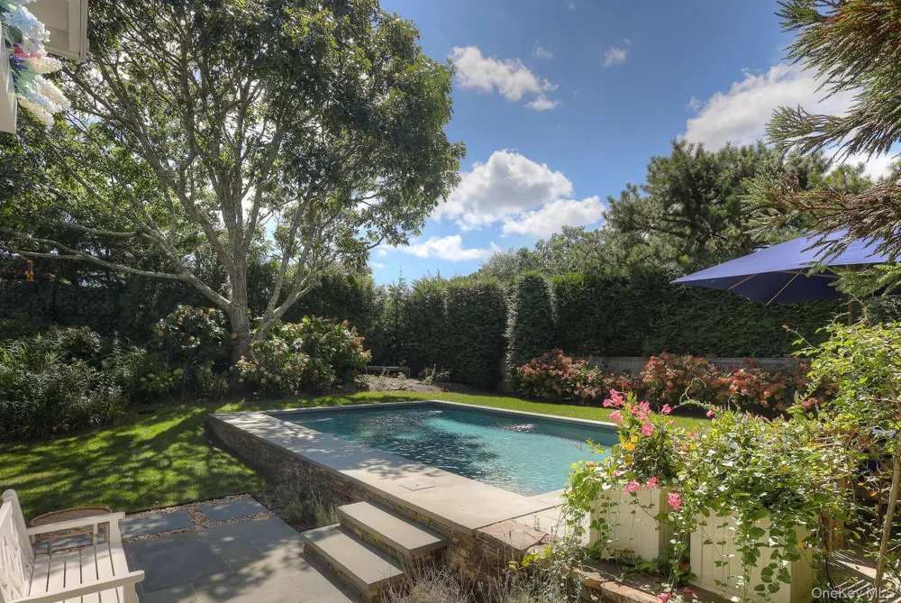 18 Cliff Road Amagansett, NY 11930