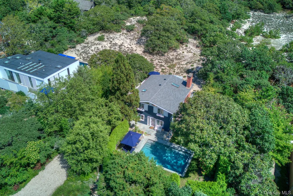 18 Cliff Road Amagansett, NY 11930