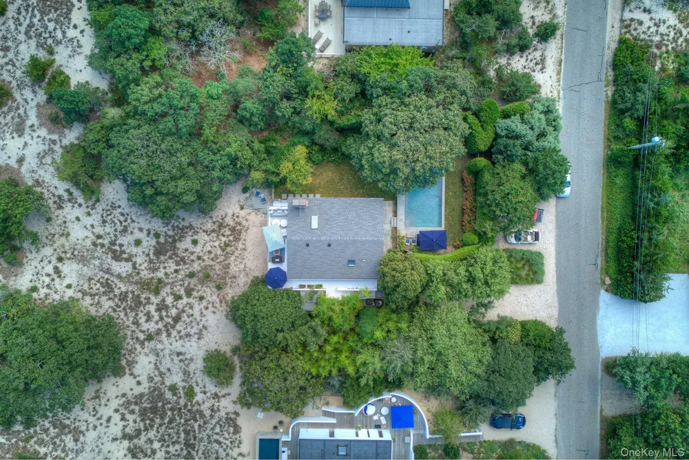 18 Cliff Road Amagansett, NY 11930