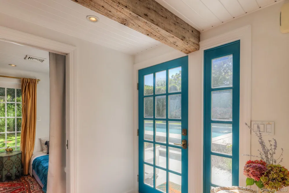 18 Cliff Road Amagansett, NY 11930
