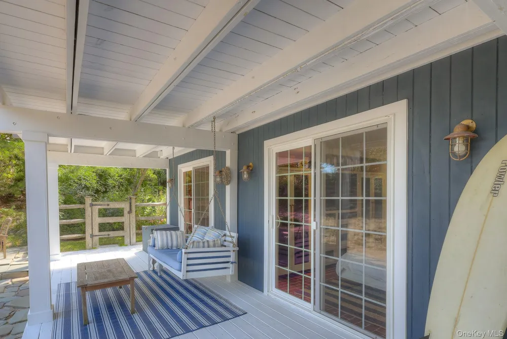 18 Cliff Road Amagansett, NY 11930
