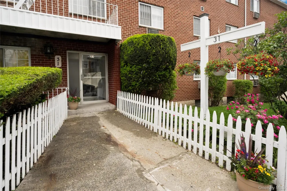 31 Fero Street #2A Yonkers, NY 10701