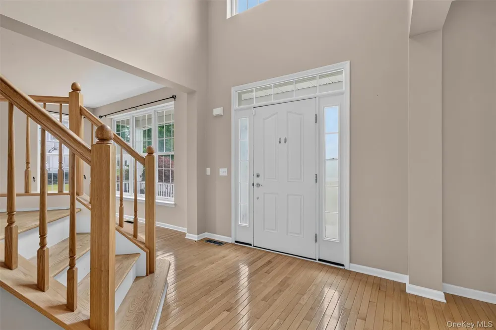 5 Oldwyck Crescent Highland Mills, NY 10930
