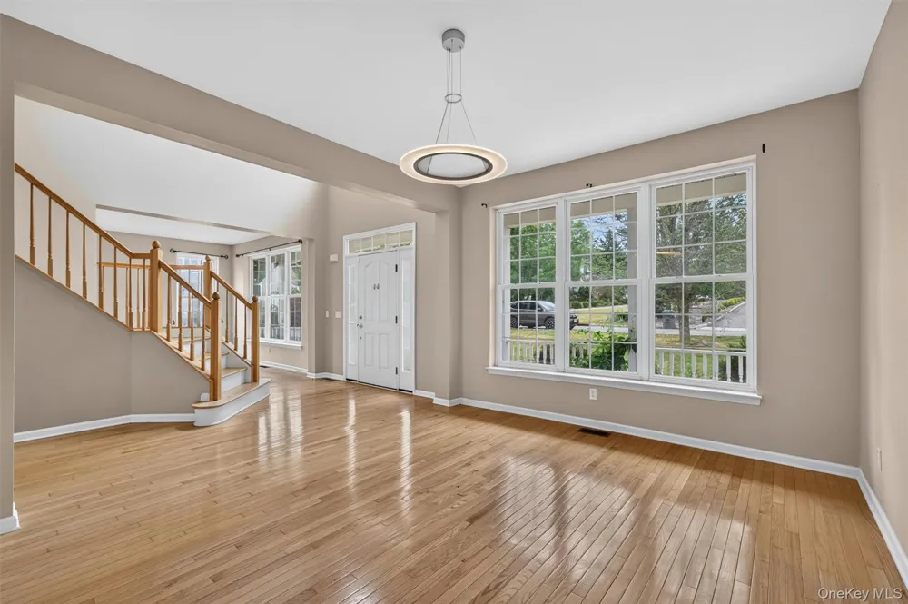 5 Oldwyck Crescent Highland Mills, NY 10930