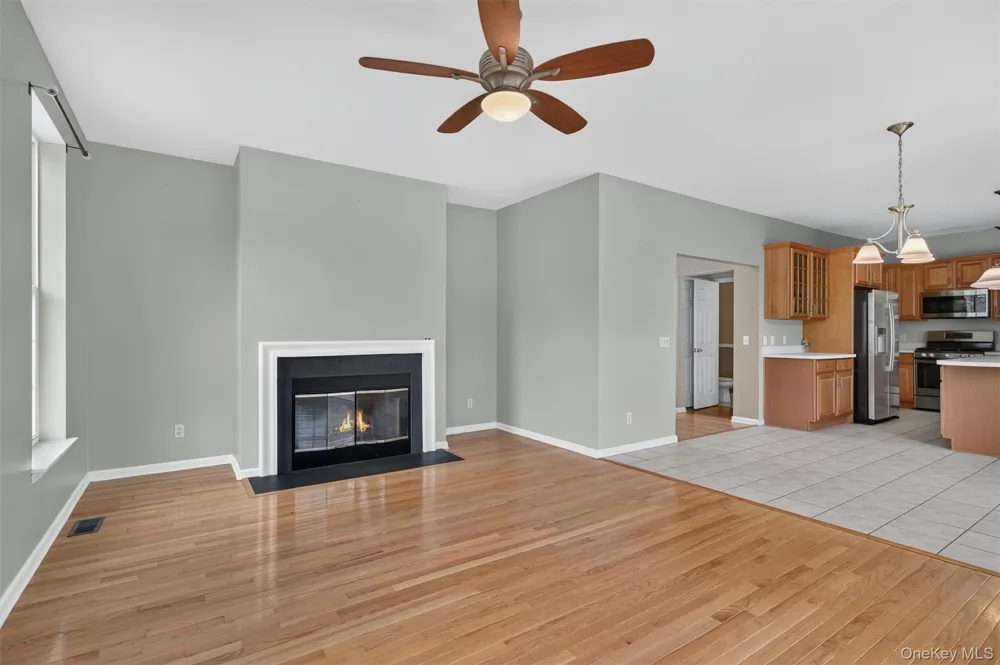 5 Oldwyck Crescent Highland Mills, NY 10930