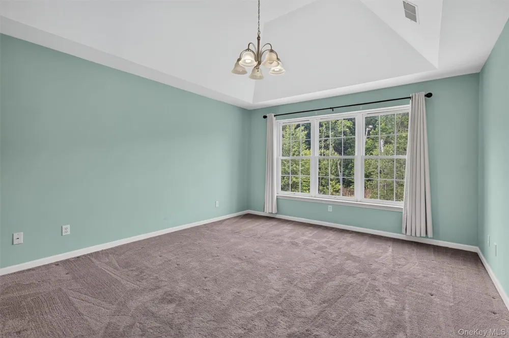 5 Oldwyck Crescent Highland Mills, NY 10930