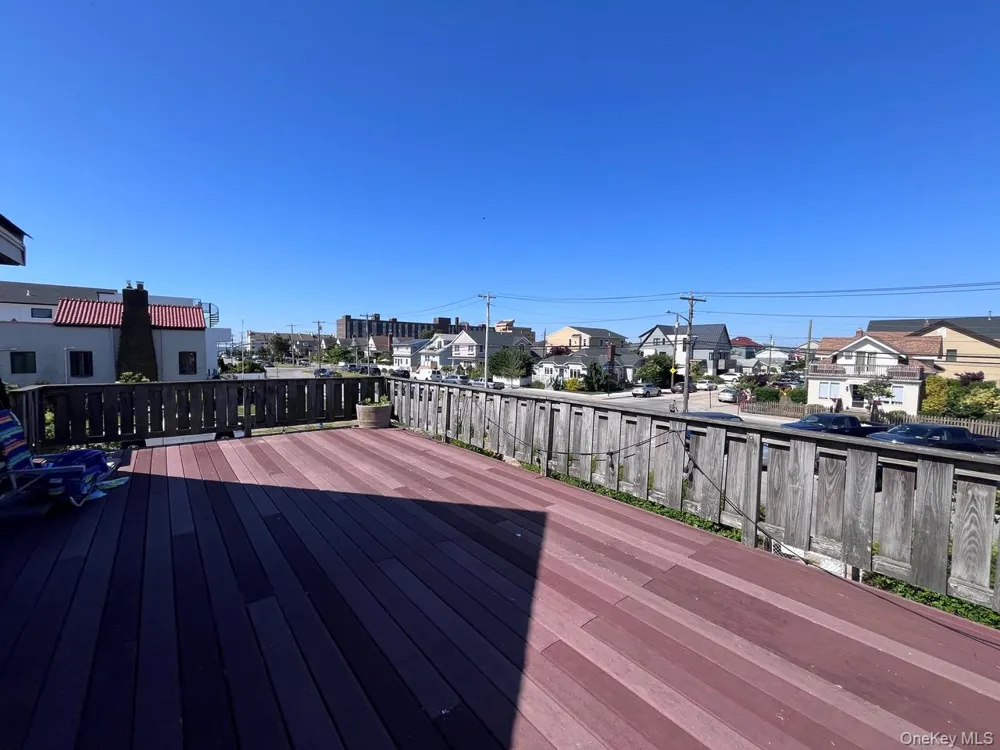 252 Lindell Boulevard Long Beach, NY 11561