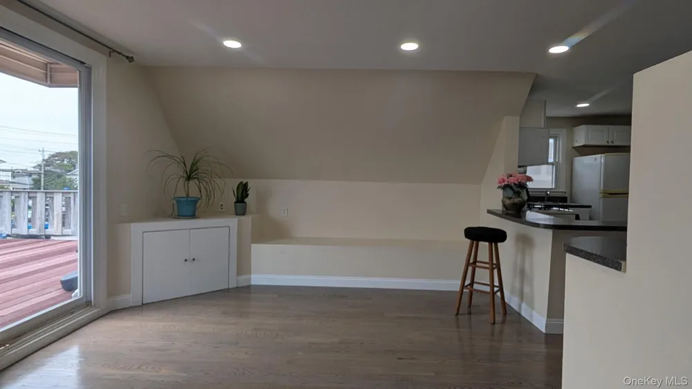 252 Lindell Boulevard Long Beach, NY 11561