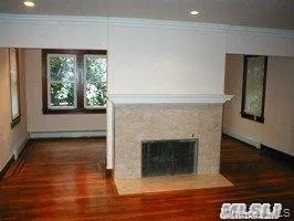 59 Essex Road Great Neck, NY 11023