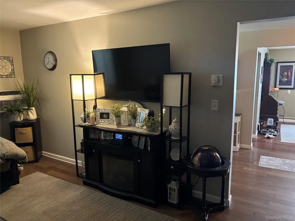 10 Oakwood Terrace #37 New Windsor, NY 12553