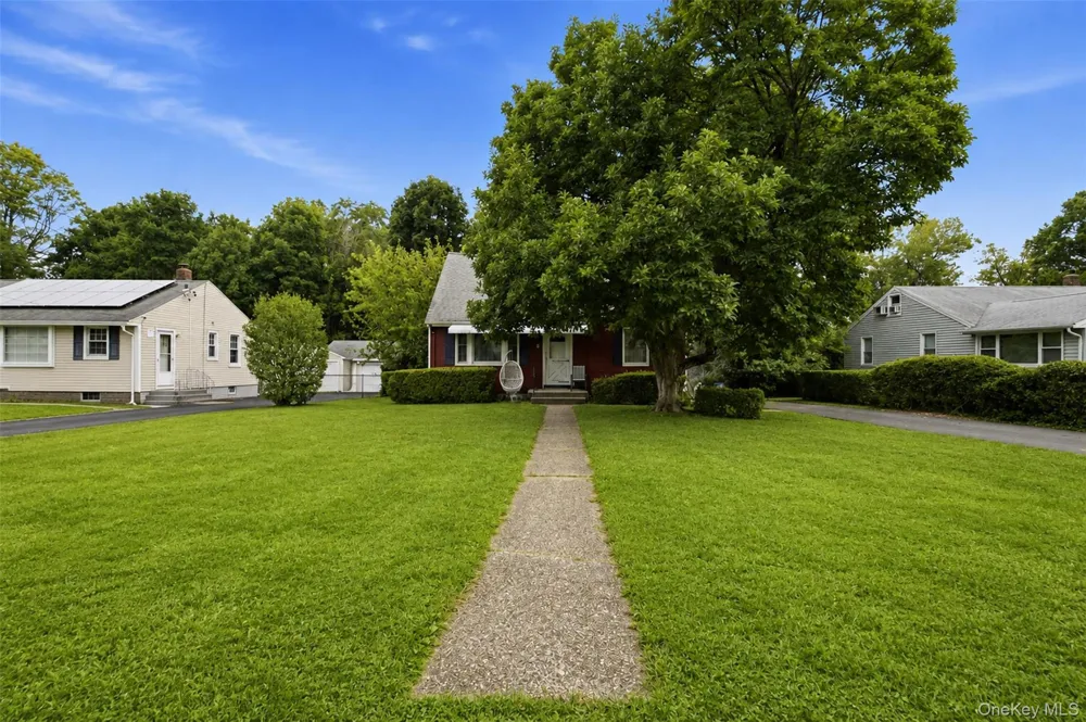 7 Caravella Lane Nanuet, NY 10954