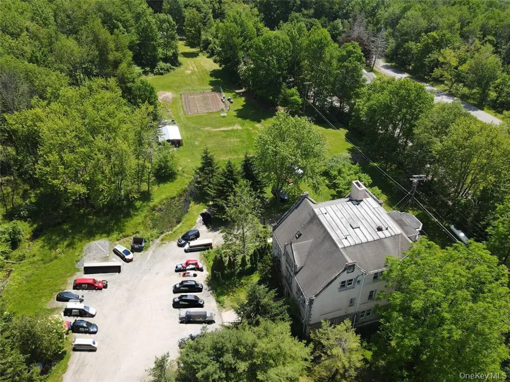48 Loomis Village Road Liberty, NY 12754