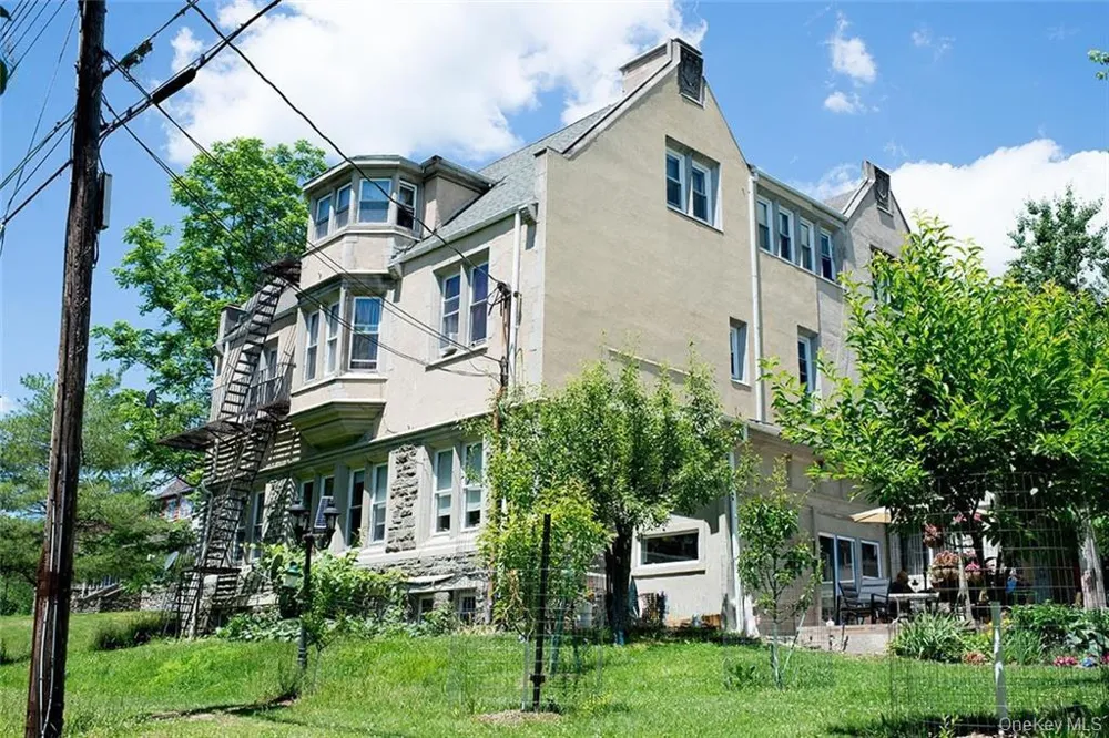 48 Loomis Village Road Liberty, NY 12754