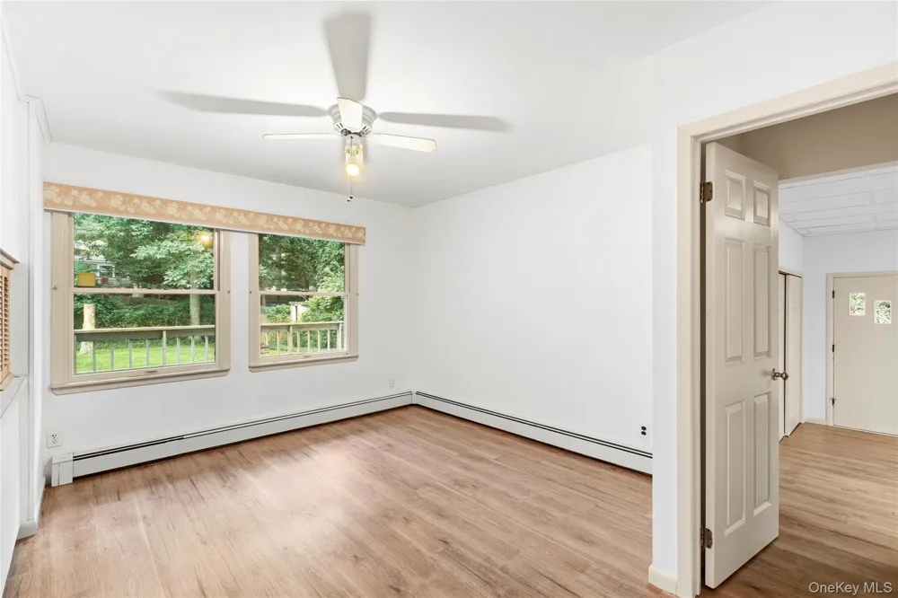 41 Shirley Street Wading River, NY 11792