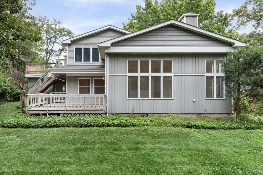 41 Shirley Street Wading River, NY 11792