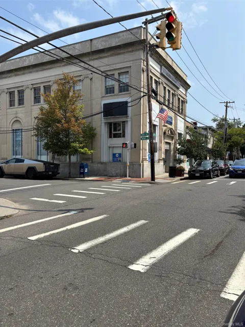 79 Main Street #303