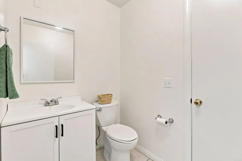 3056 Overhill Drive Vista, CA 92084