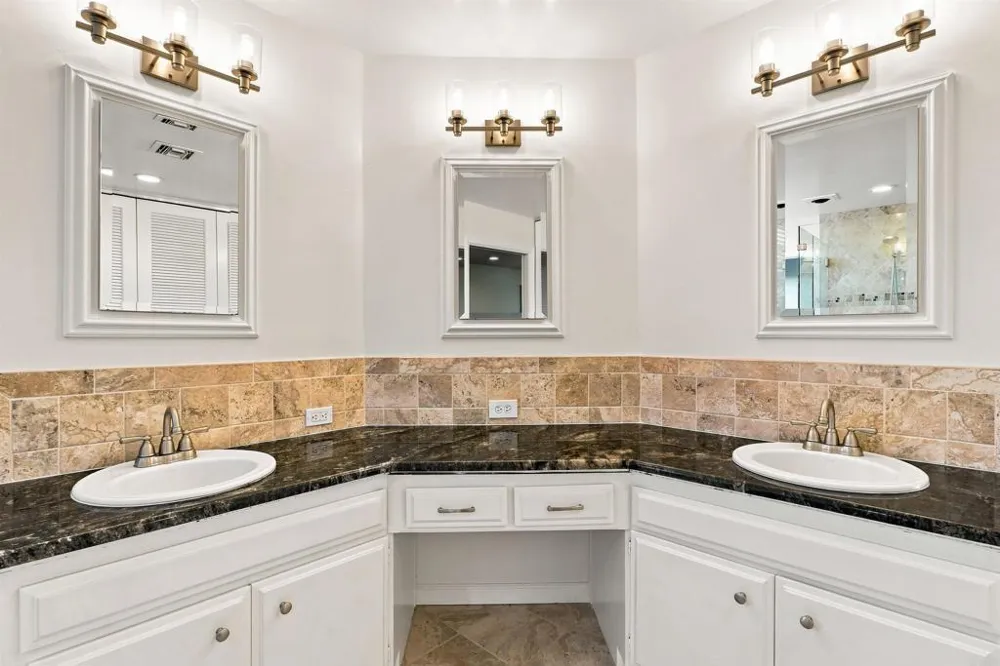 3056 Overhill Drive Vista, CA 92084