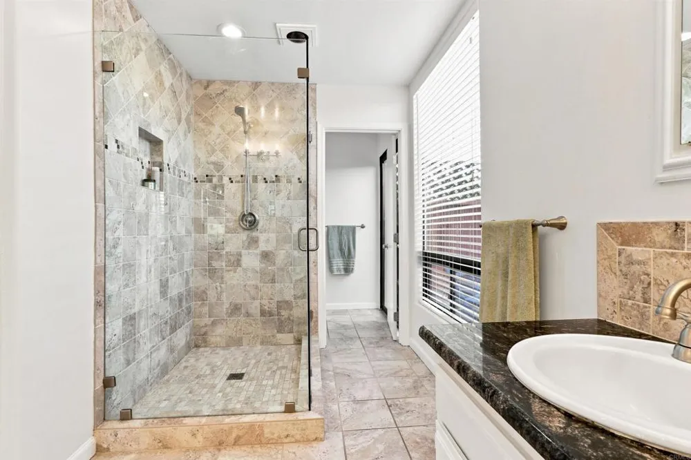 3056 Overhill Drive Vista, CA 92084