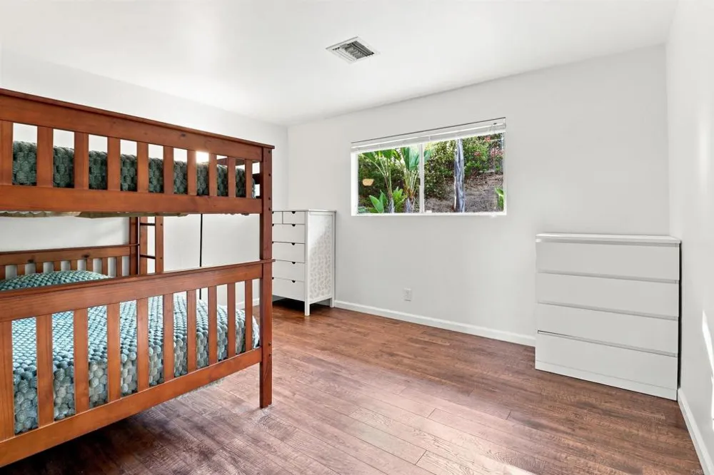 3056 Overhill Drive Vista, CA 92084