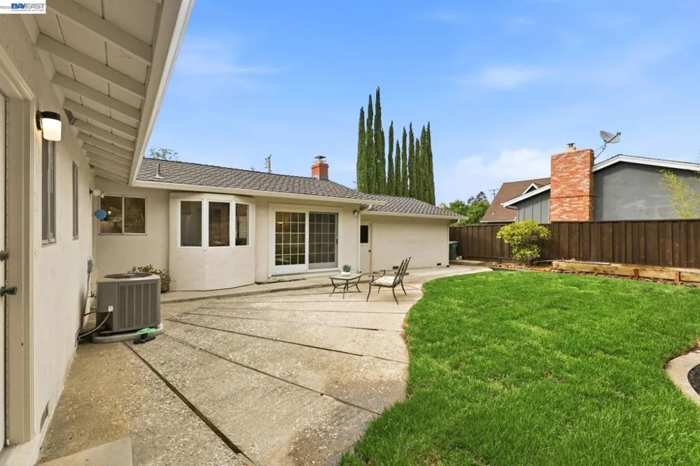 4524 Mirador Dr Pleasanton, CA 94566