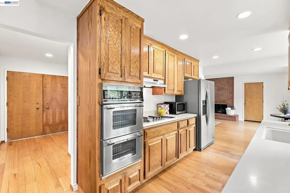 4524 Mirador Dr Pleasanton, CA 94566