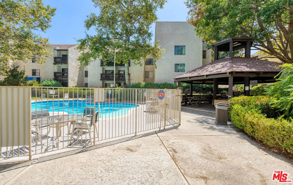 11301 Summertime Lane Culver City, CA 90230