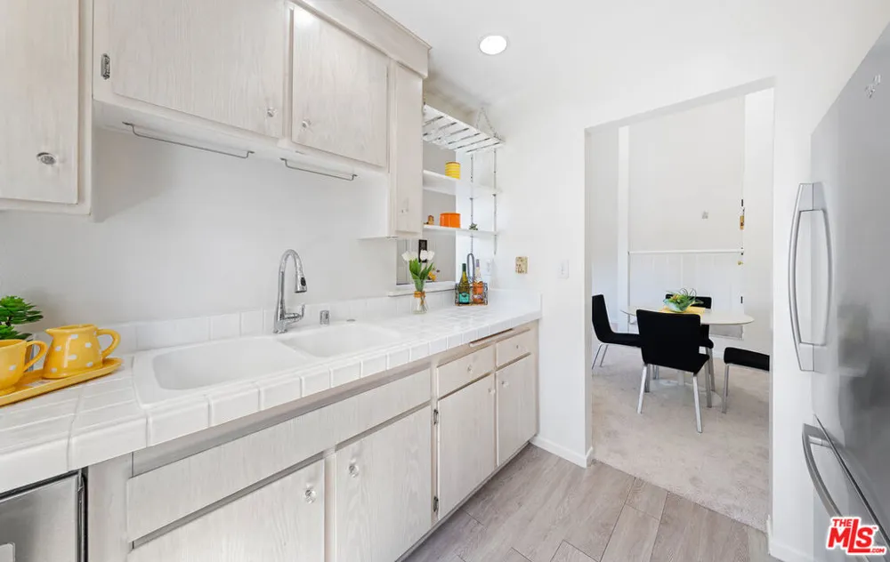 11301 Summertime Lane Culver City, CA 90230