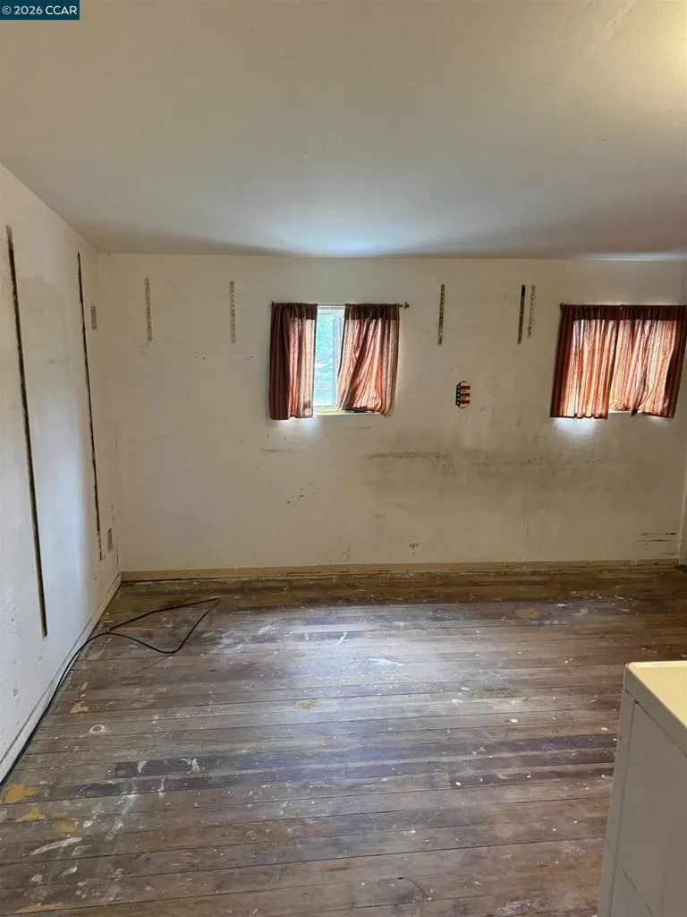 365 Pinole Ave Rodeo, CA 94572