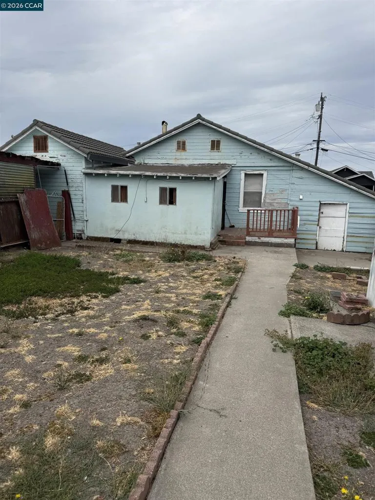 365 Pinole Ave Rodeo, CA 94572
