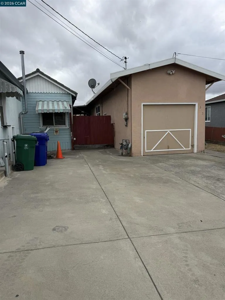 365 Pinole Ave Rodeo, CA 94572
