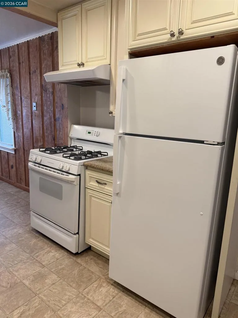 365 Pinole Ave Rodeo, CA 94572